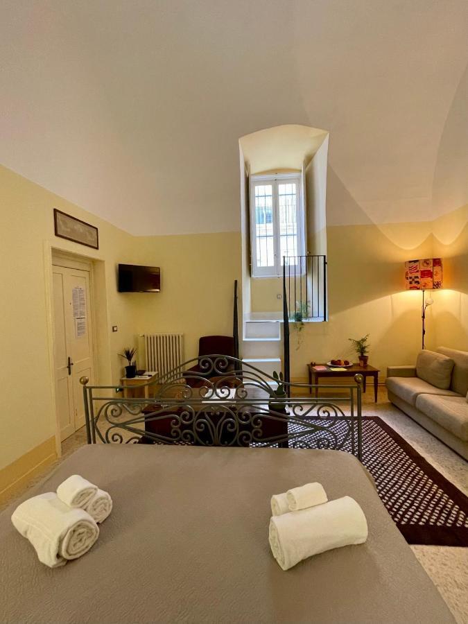 4 Balconi Rooms- Dimora Arditi B&B Λέτσε Εξωτερικό φωτογραφία