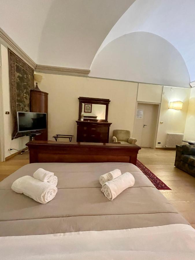 4 Balconi Rooms- Dimora Arditi B&B Λέτσε Εξωτερικό φωτογραφία
