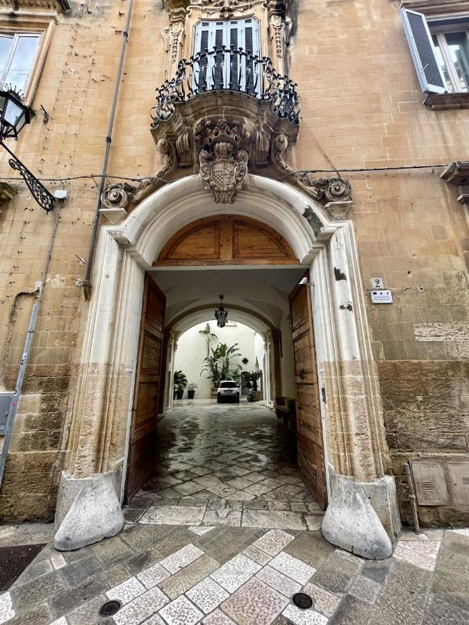 4 Balconi Rooms- Dimora Arditi B&B Λέτσε Εξωτερικό φωτογραφία