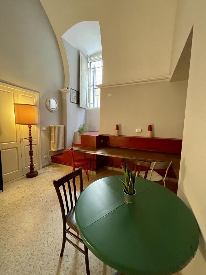 4 Balconi Rooms- Dimora Arditi B&B Λέτσε Εξωτερικό φωτογραφία