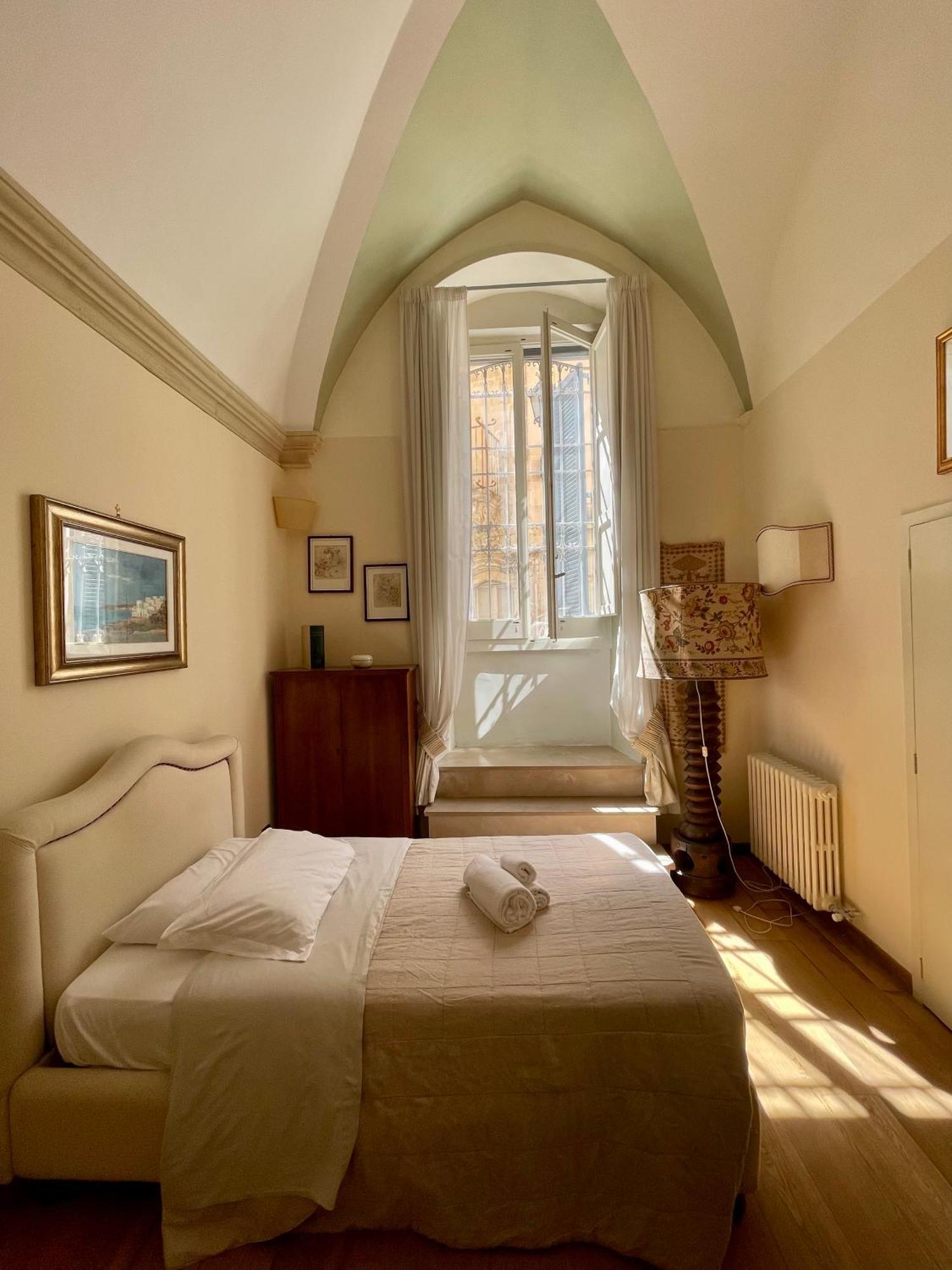 4 Balconi Rooms- Dimora Arditi B&B Λέτσε Εξωτερικό φωτογραφία