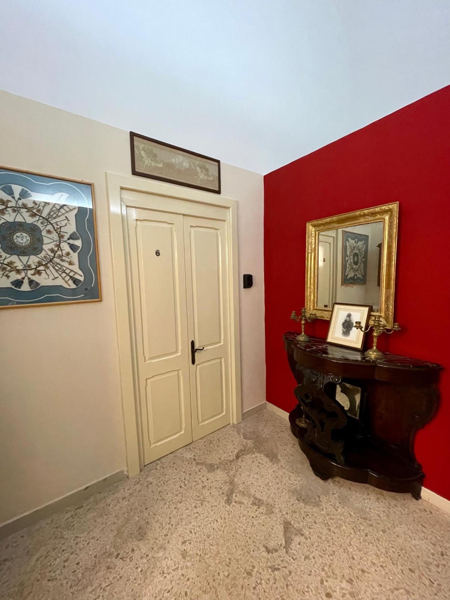 4 Balconi Rooms- Dimora Arditi B&B Λέτσε Εξωτερικό φωτογραφία